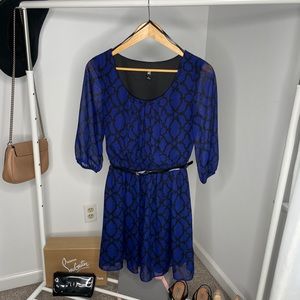 Blue pattern dress